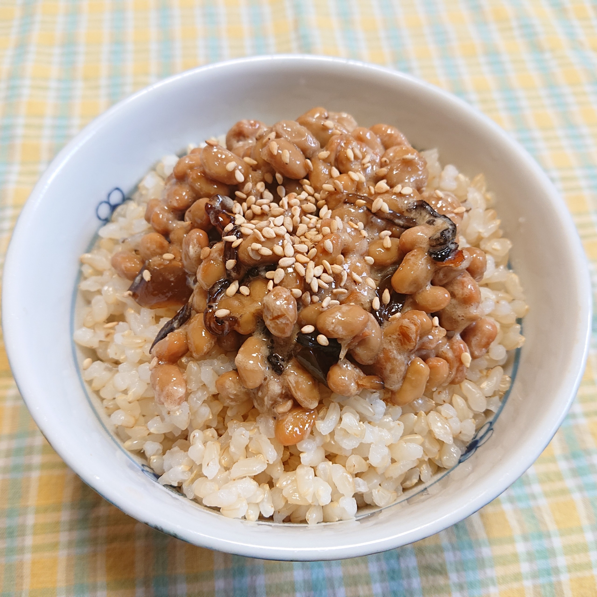 昆布の佃煮納豆の育毛玄米ご飯