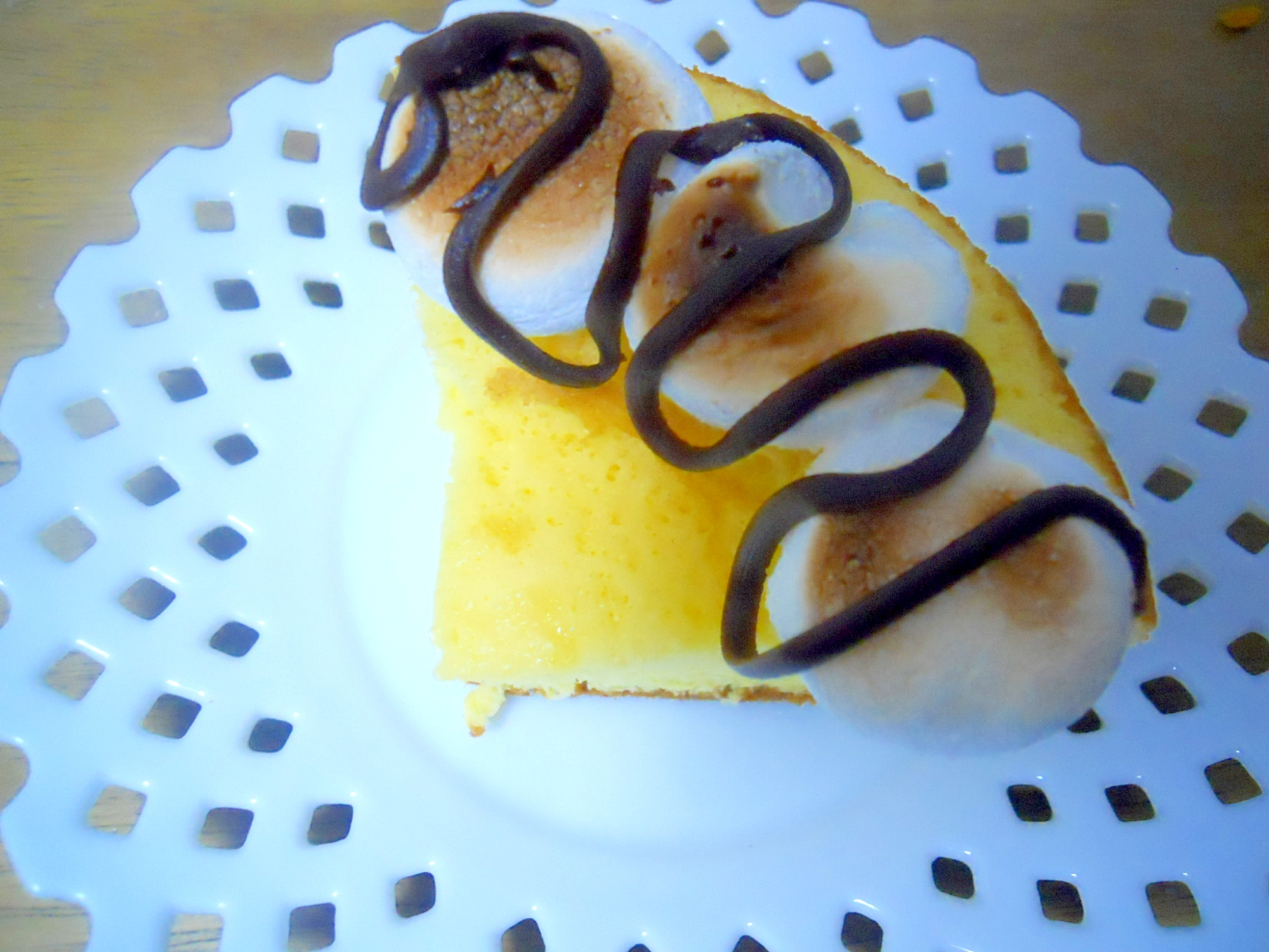 シフォンケーキで マショマロ チョコソース レシピ 作り方 By ブ 子 楽天レシピ