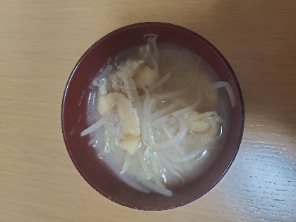 にらがなかったのでもやしと油揚げだけで作りました。美味しかったです。