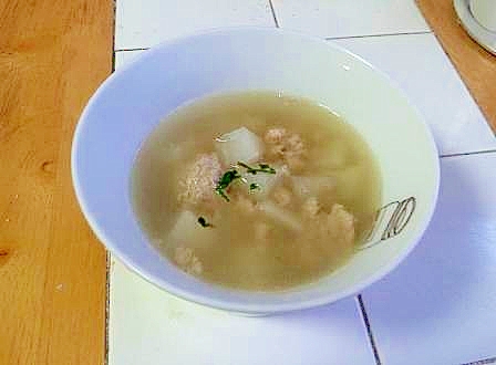 夏野菜コールラビの中華スープ