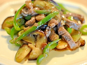 簡単 牛肉 なす ピーマンのオイスターソース炒め レシピ 作り方 By Asami0418 楽天レシピ