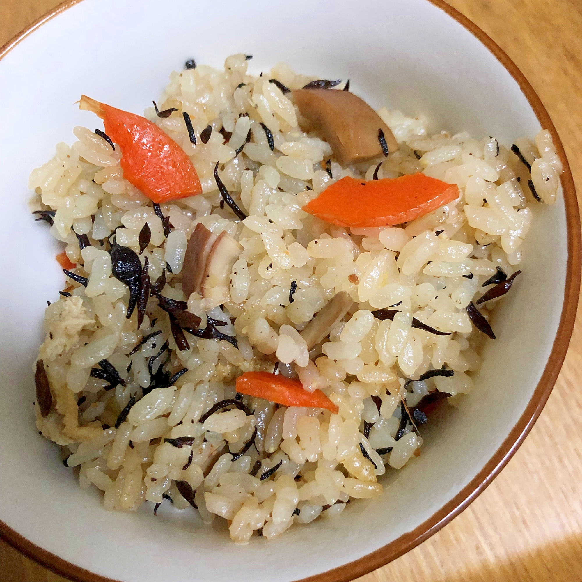 イカの缶詰めの炊き込みご飯☆