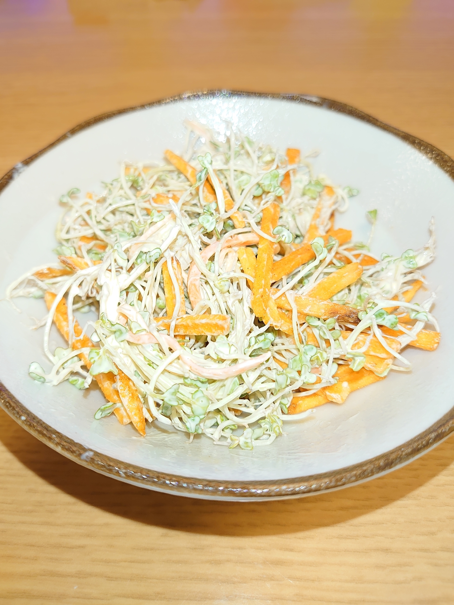 ブロッコリースプラウトとにんじんのカラムーチョ和え
