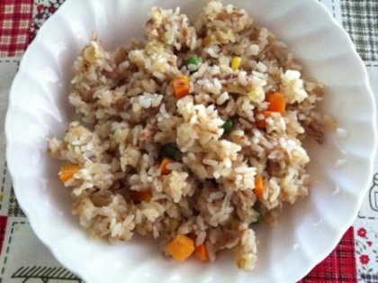 ミックスベジタブルも入れてみました☆
卵アレルギーの子供と一緒に食べられて嬉しいです♪
とっても美味しかったです！