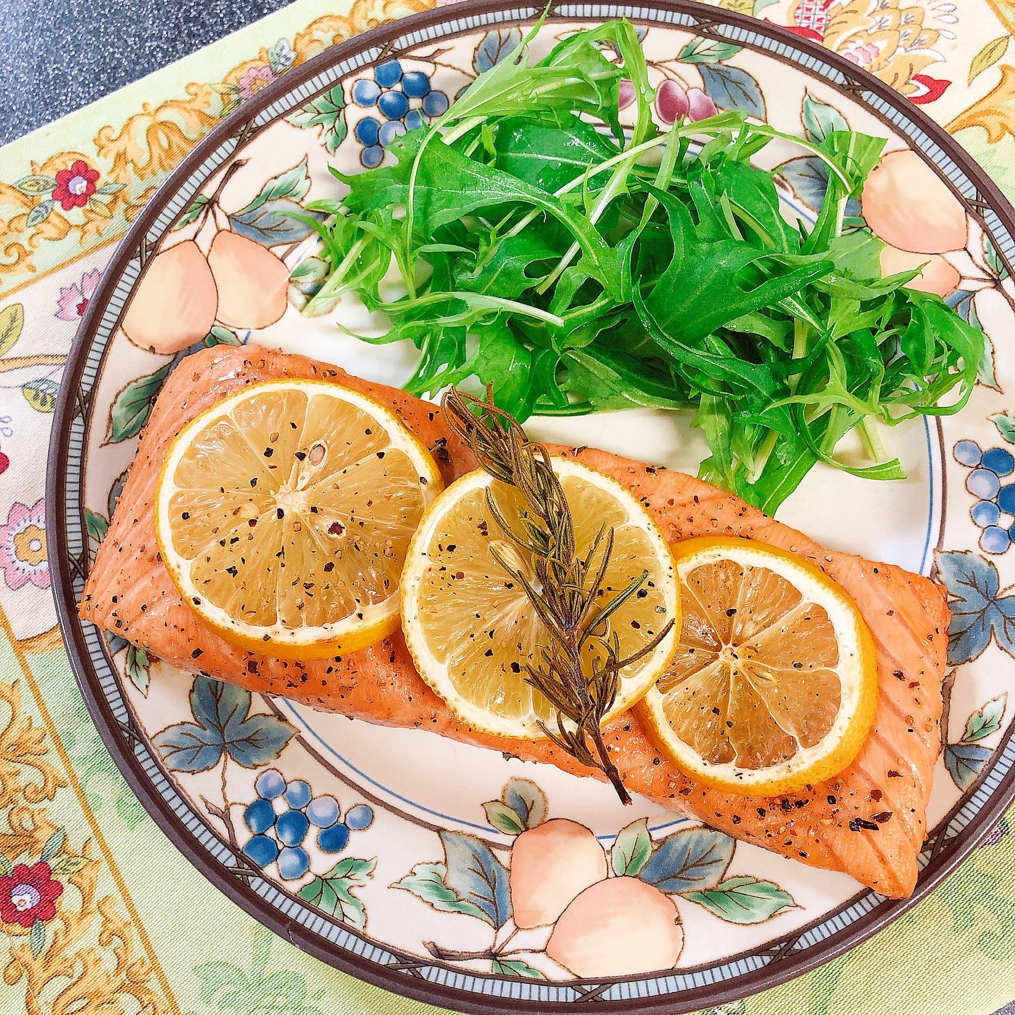 レモンとハーブ サーモンのグリル オーブン焼き レシピ 作り方 By Espresso Gohan 楽天レシピ レモンとハーブ サーモンのグリル オーブン焼き レシピ 作り方 By Espresso Gohan 楽天レシピ