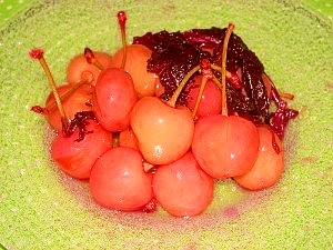 日本で最初のサクランボ缶詰製造元 さくらんぼ漬け レシピ 作り方 By ブルーボリジ 楽天レシピ