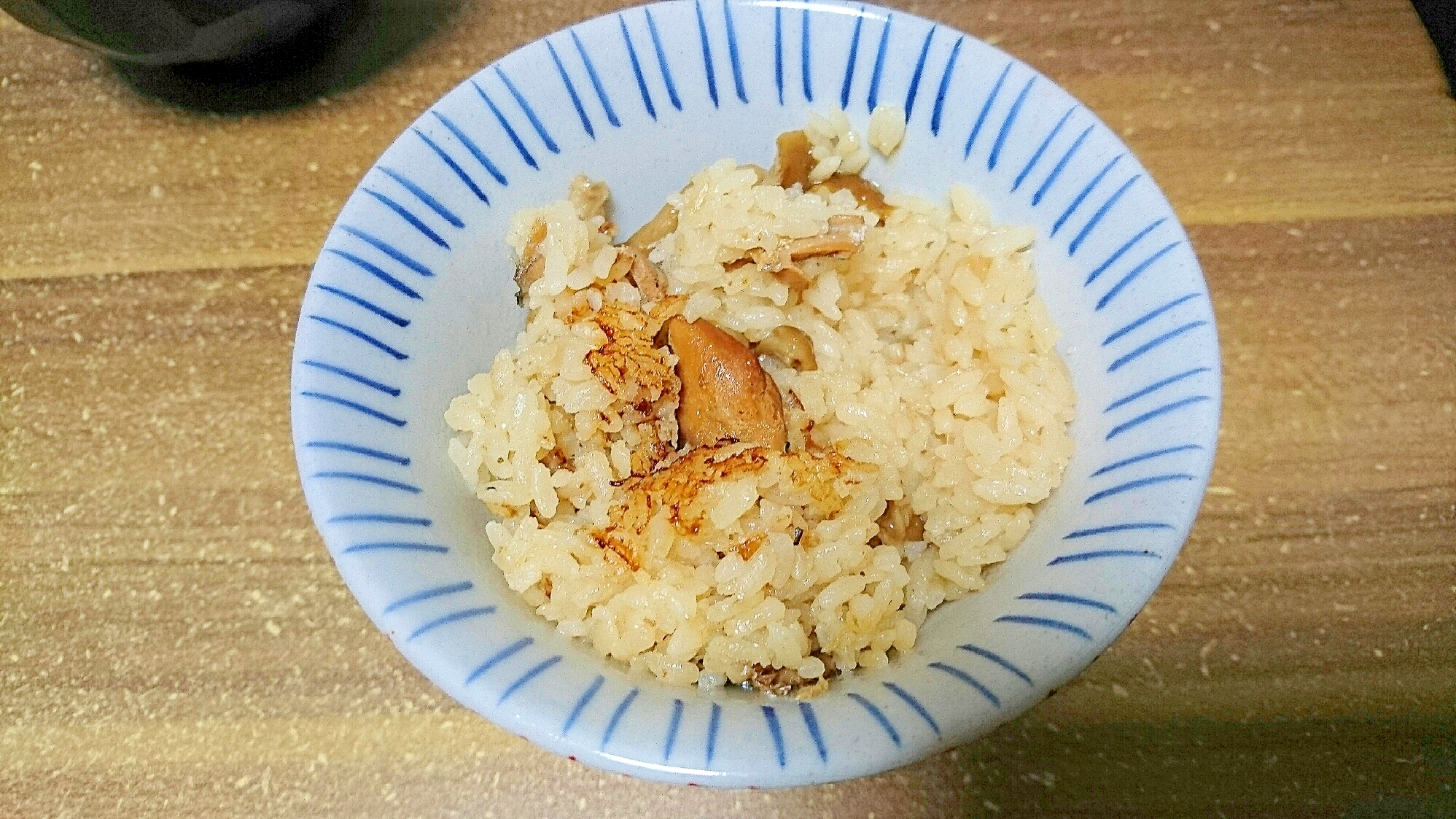 包丁いらず！なめことさば缶の炊き込みご飯