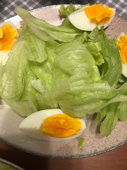 ☆ゆで卵と野菜のサラダ☆