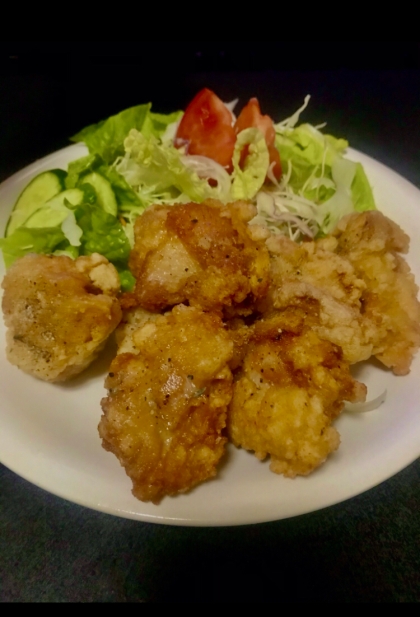 鶏肉からあげモナコチキン風