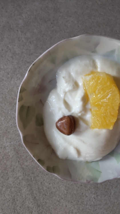 今日のヨーグルト♡みかん&チョコ菓子