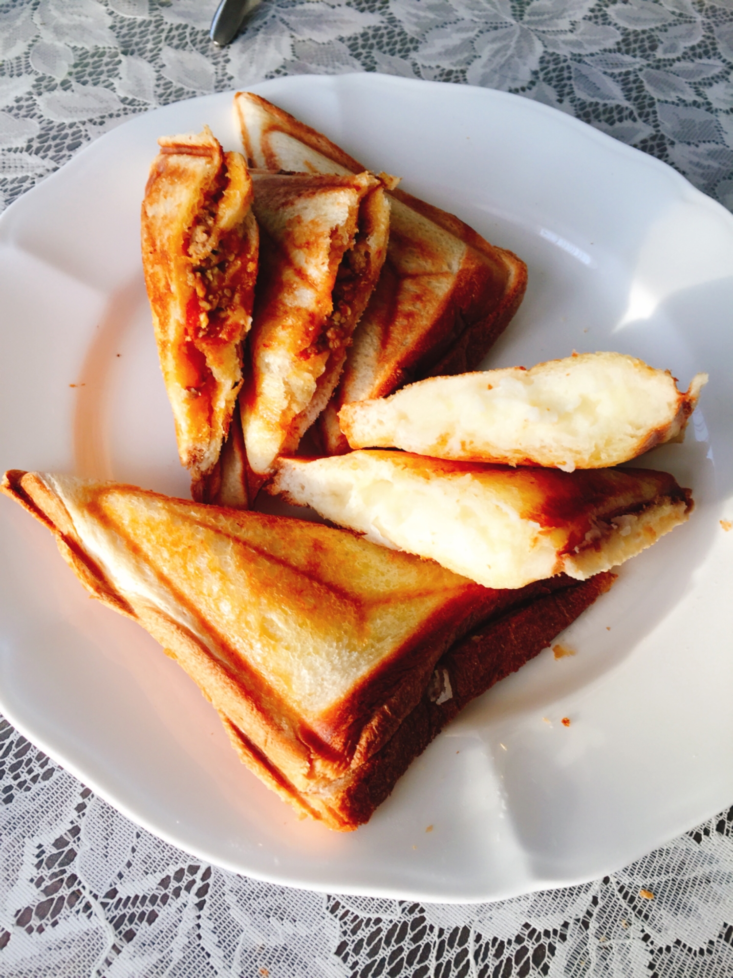 キーマカレーとポテトサラダのホットサンド