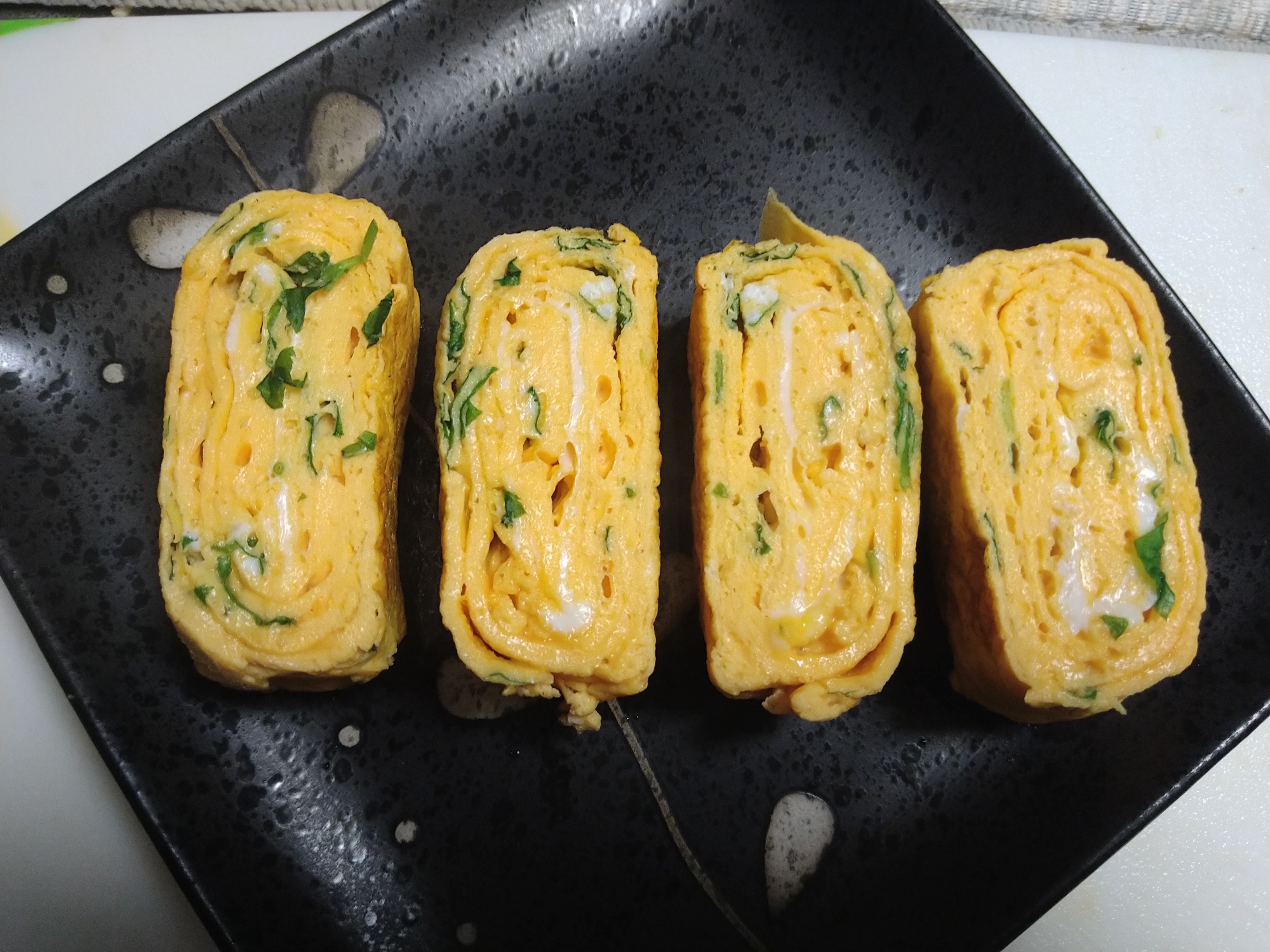 三つ葉香る　ぷるぷる厚焼き卵