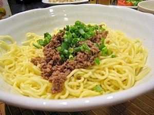 こってりこってり！元気になる油そば