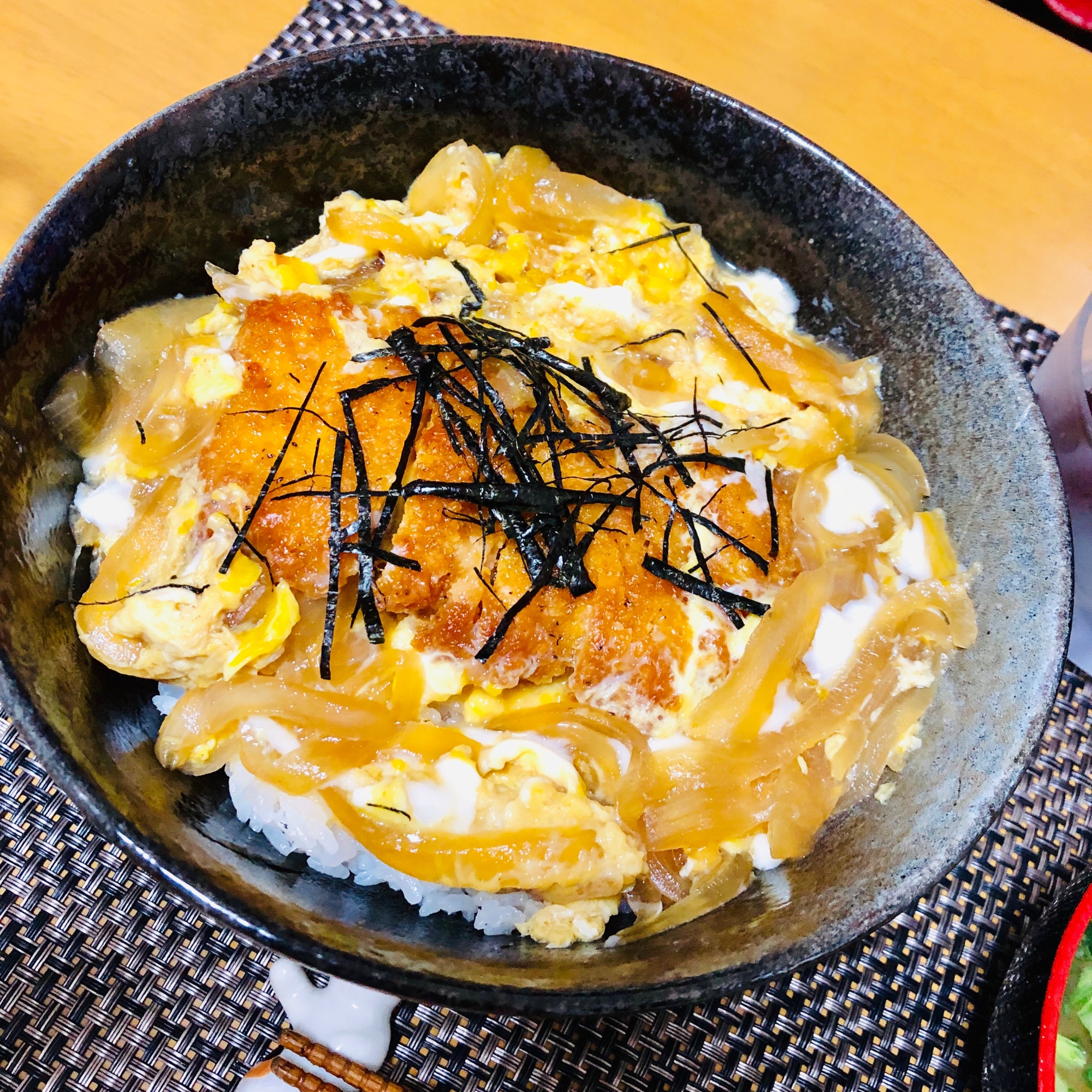 ファミチキの卵とじ丼