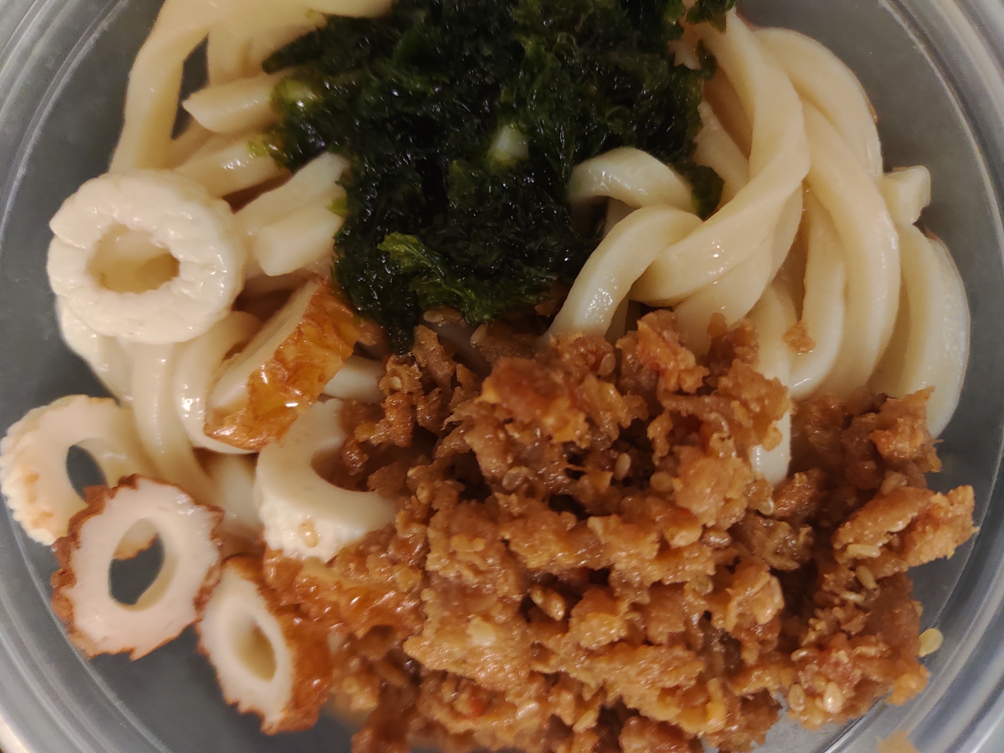 あおさと鶏肉そぼろとちくわのぶっかけうどん