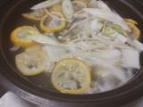 豚肉入り柚子風味のきのこ鍋。No.423