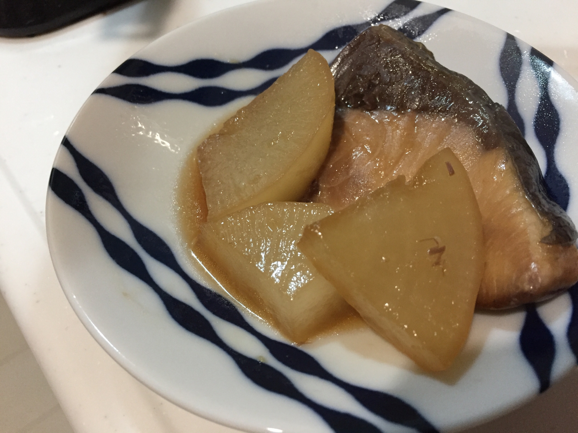 【メインレシピ】めんつゆを使って簡単♪ぶり大根♪