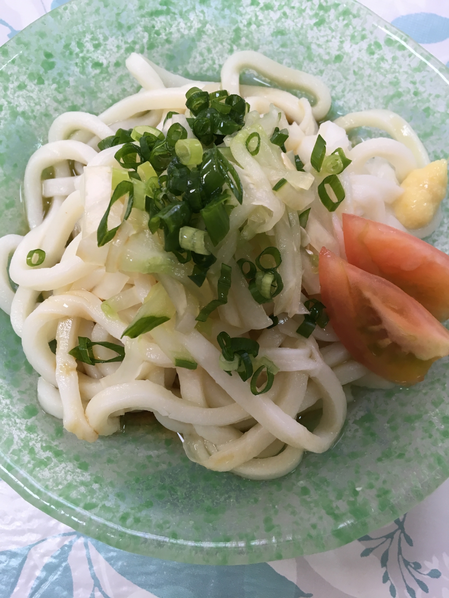 白きゅうりときゅうりで☆冷やしうどん(*^^*)☆