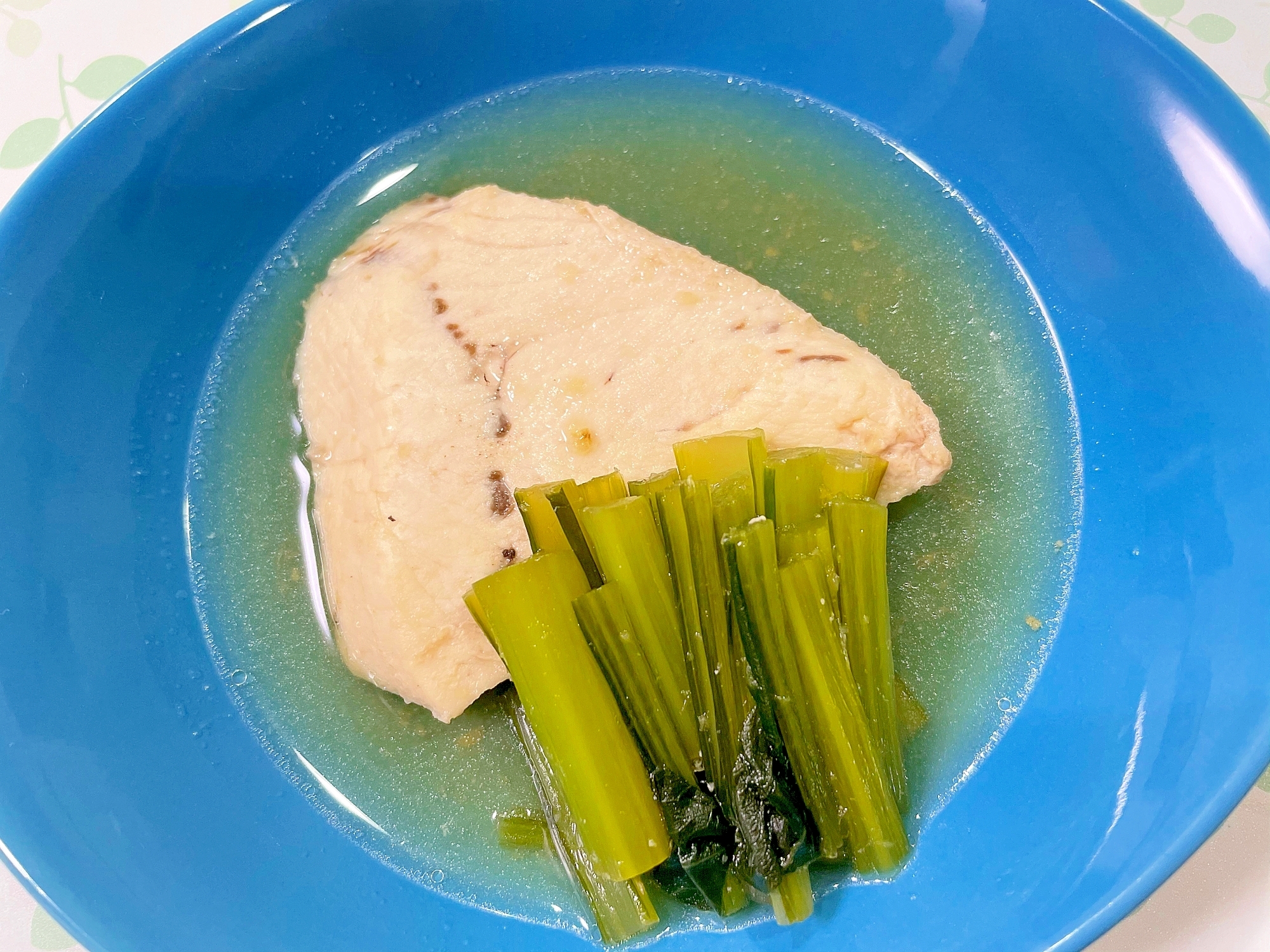 カジキマグロと小松菜の茎の煮付け