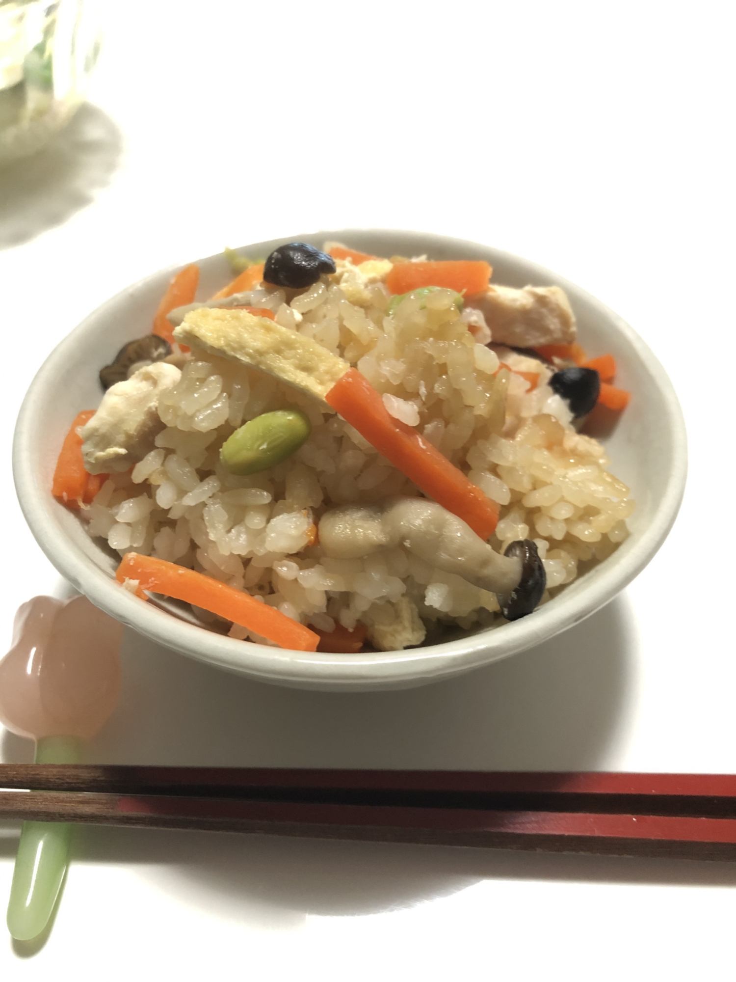 簡単炊き込みご飯 きのこ 鶏肉炊飯器に入れるだけ レシピ 作り方 By 空飛ぶチャンドゥー ᵕᴗᵕ 楽天レシピ