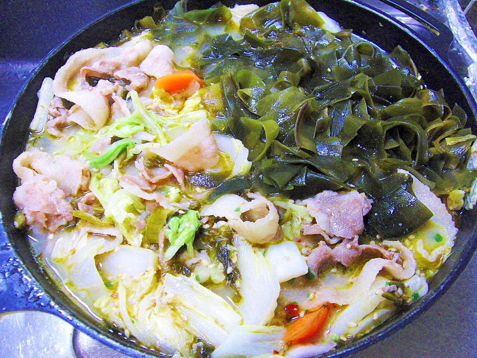 超簡単 美味しさ間違い無し 魚介系とんこつ鍋 レシピ 作り方 By ひーじゃーまん 楽天レシピ 超簡単 美味しさ間違い無し 魚介系とんこつ鍋 レシピ 作り方 By ひーじゃーまん 楽天レシピ