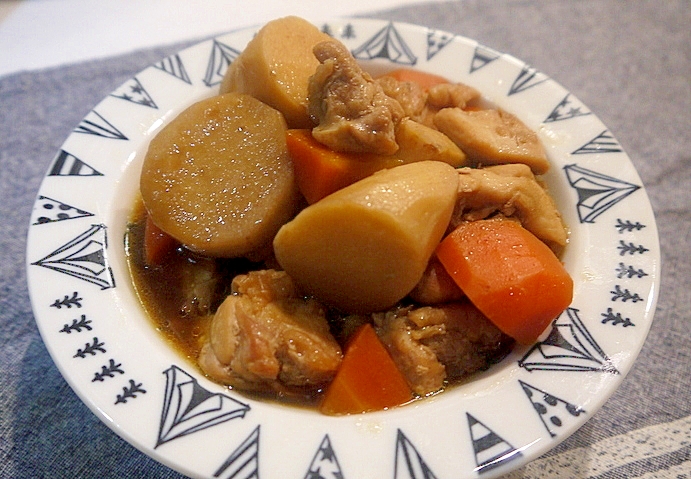 里芋と鶏肉の煮物