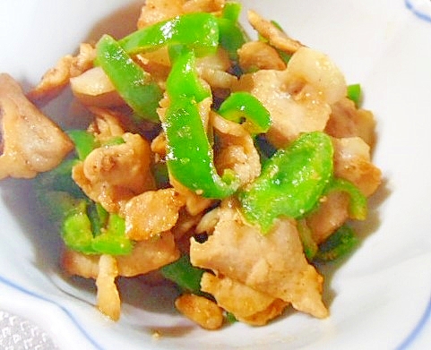 お弁当に 豚薄切り肉とピーマンの醤油炒め レシピ 作り方 By V るん 0394 楽天レシピ お弁当に 豚薄切り肉とピーマンの醤油炒め レシピ 作り方 By V るん 0394 楽天レシピ