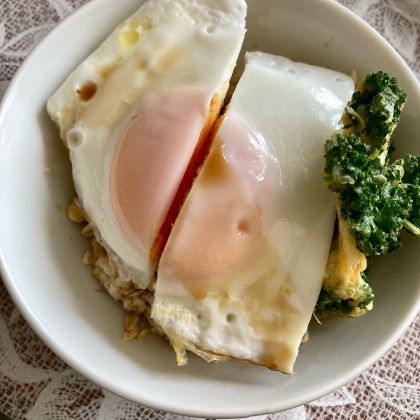 昼ごはん作るのが嫌な時用☆目玉焼きのっけごはん