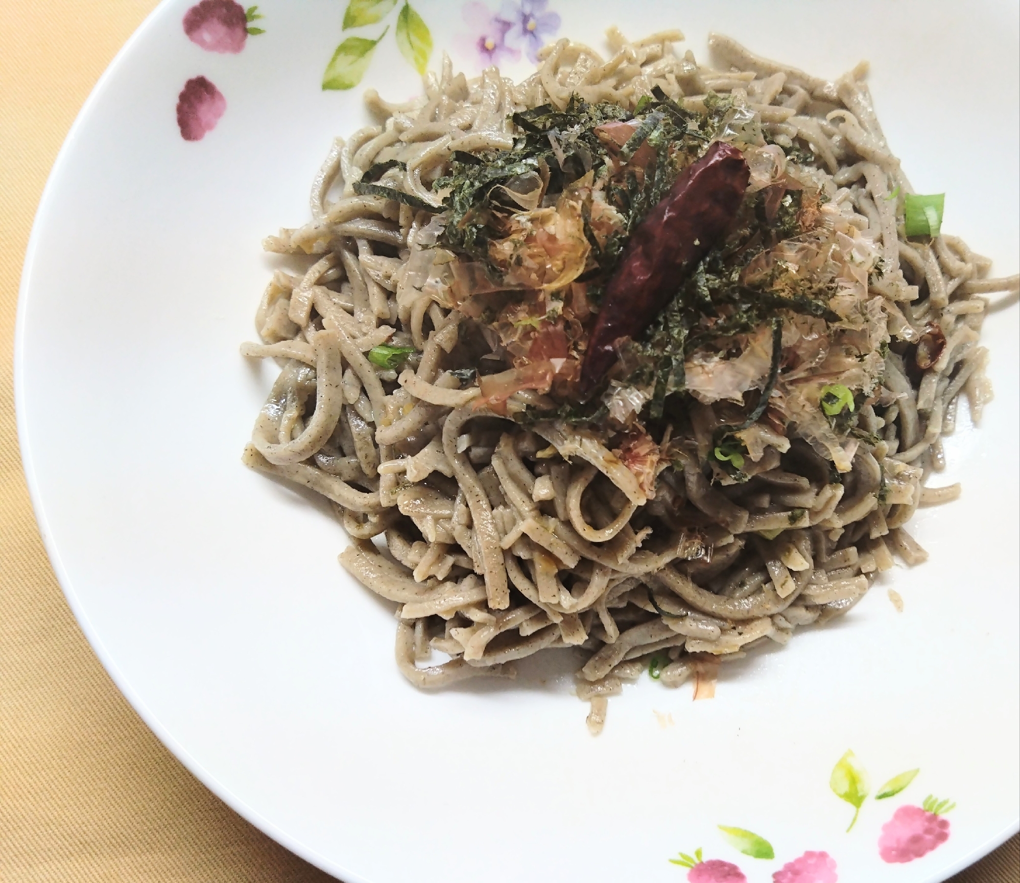 出雲蕎麦で作るペペロンチーノ