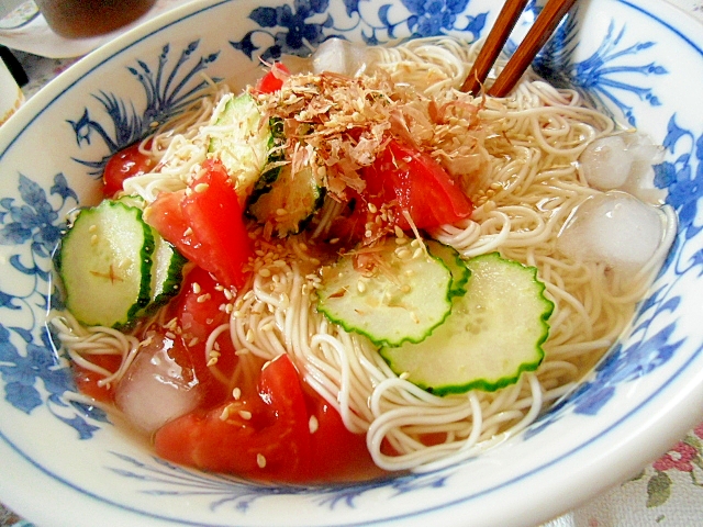 トマトそうめん　つめたいだしで