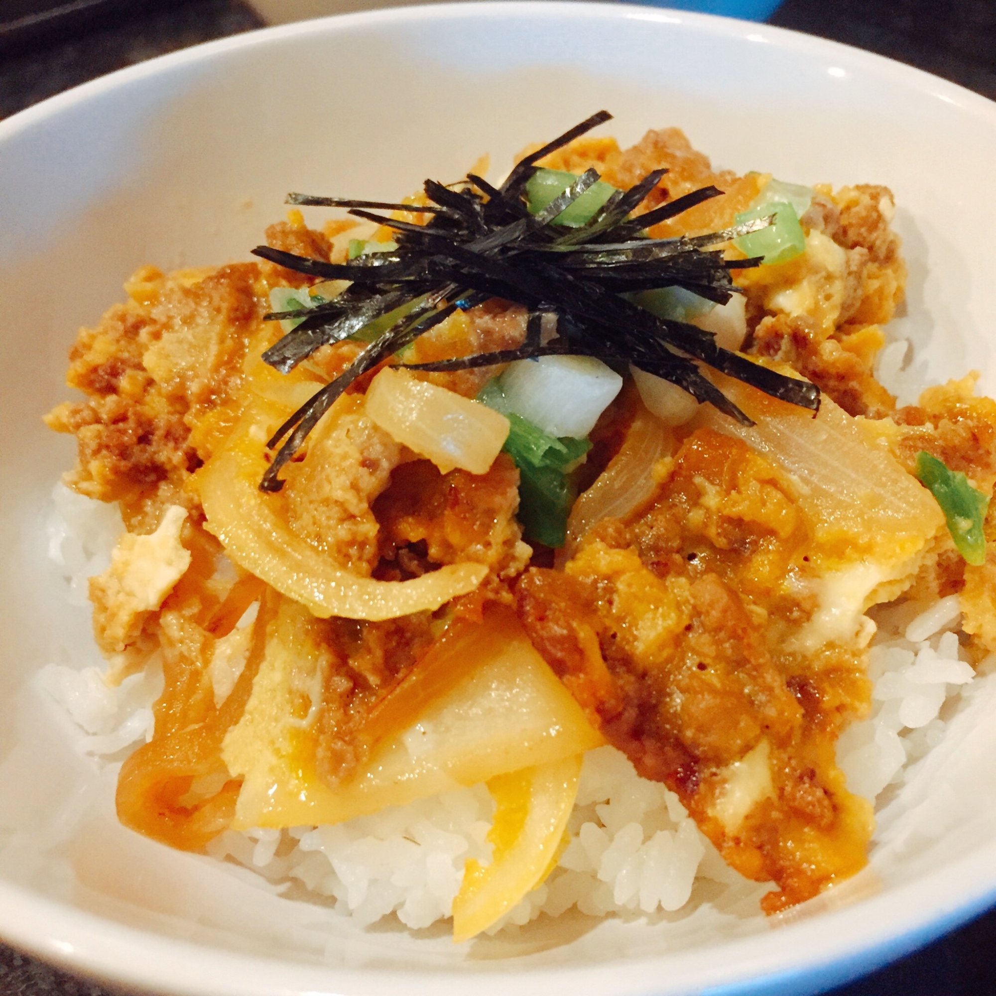 大人も子供も大好き！鶏ひき肉deアレンジ親子丼