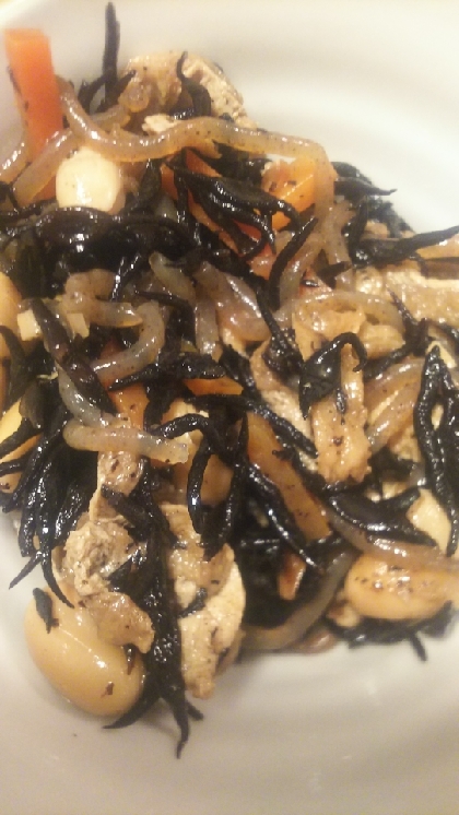基本のひじきの煮物