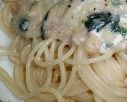 鮭とベーコンのパスタ