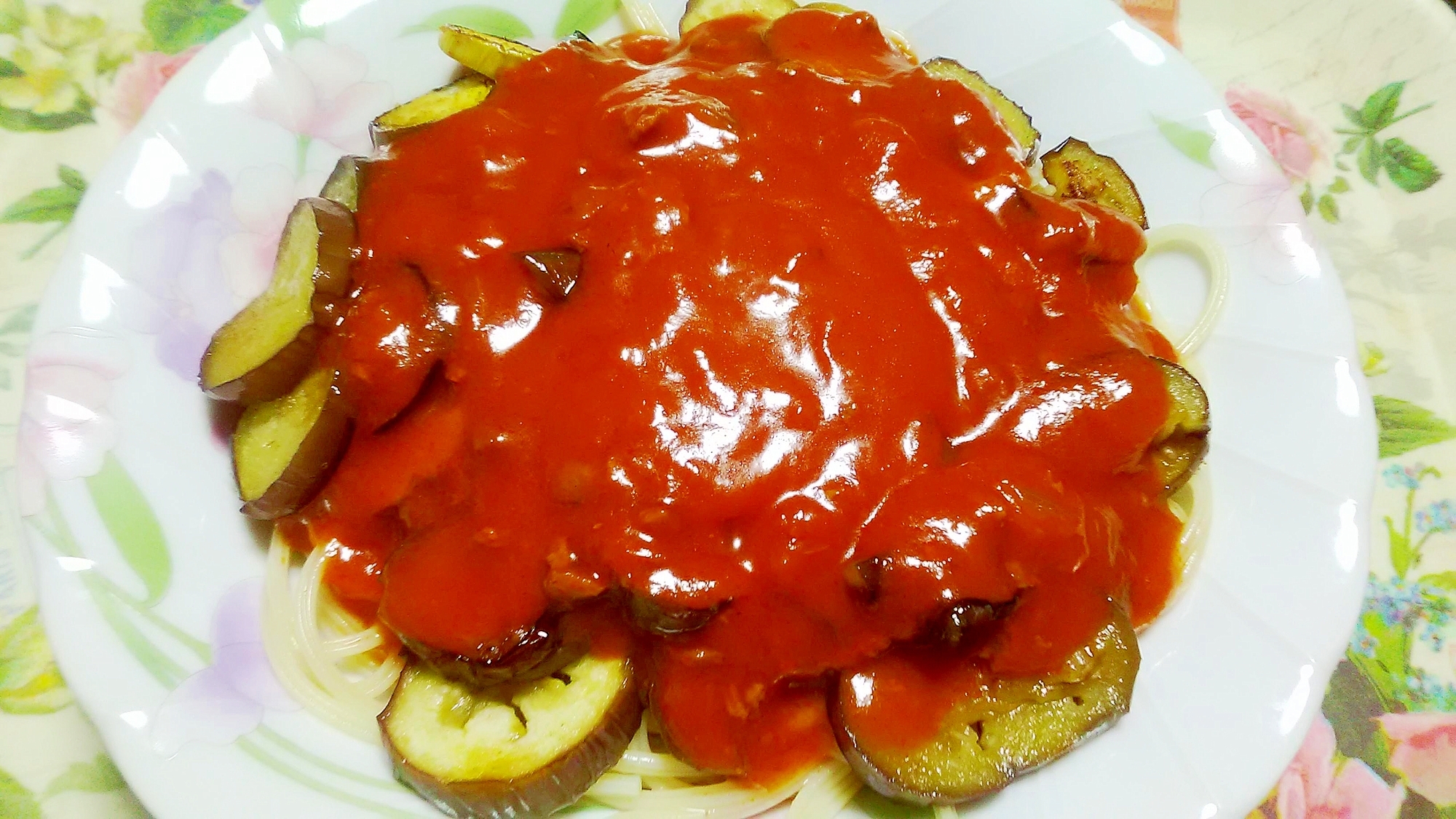 なす入りミートソースパスタ