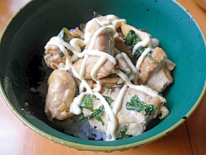 鶏とエリンギの照りマヨ丼