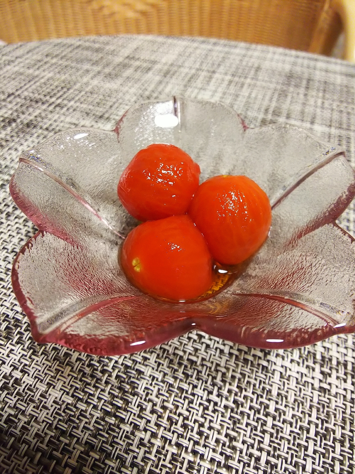 簡単おしゃれ 冷製ミニトマト レシピ 作り方 By 太郎美恵左衛門 楽天レシピ 簡単おしゃれ 冷製ミニトマト レシピ 作り方 By 太郎美恵左衛門 楽天レシピ