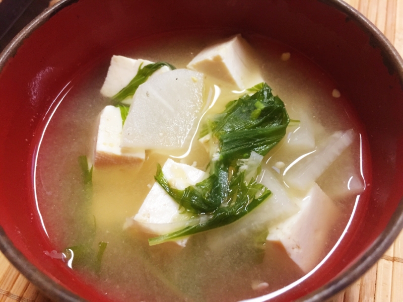 豆腐&ダイコン&水菜の味噌汁