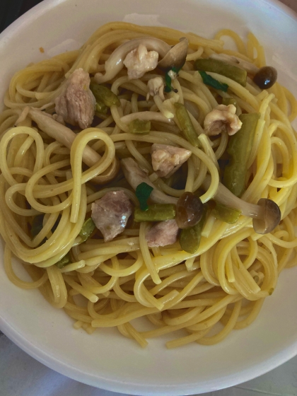 鶏肉と白菜の和風パスタ