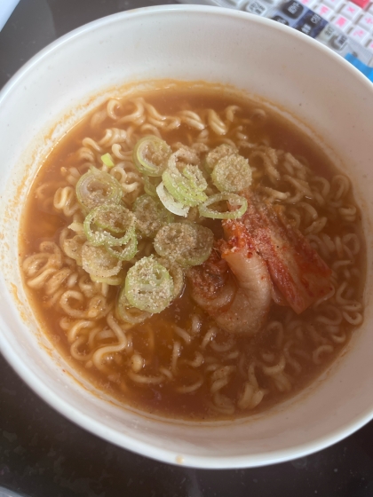 簡単キムチ味噌ラーメン