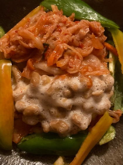 キムチ納豆ピーマンサラダ