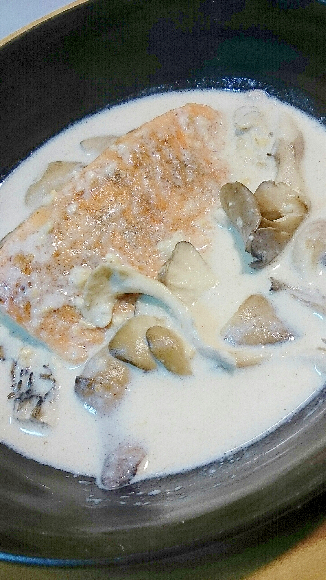 鮭と舞茸のクリーム煮