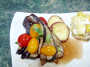 小さな野菜のおかず☆ナスとトマトのバルサミコマリネ