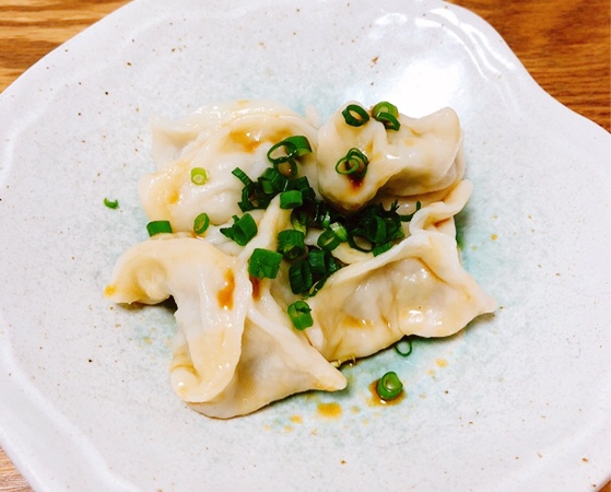 子供とワイワイ 皮から作るモチモチ水餃子 レシピ 作り方 By 踊る管理栄養士 楽天レシピ 子供とワイワイ 皮から作るモチモチ水餃子 レシピ 作り方 By 踊る管理栄養士 楽天レシピ