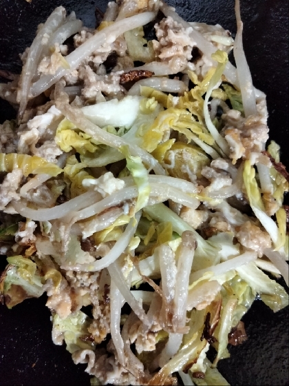 キャベツ大量消費☆キャベツと人参と卵の炒め物
