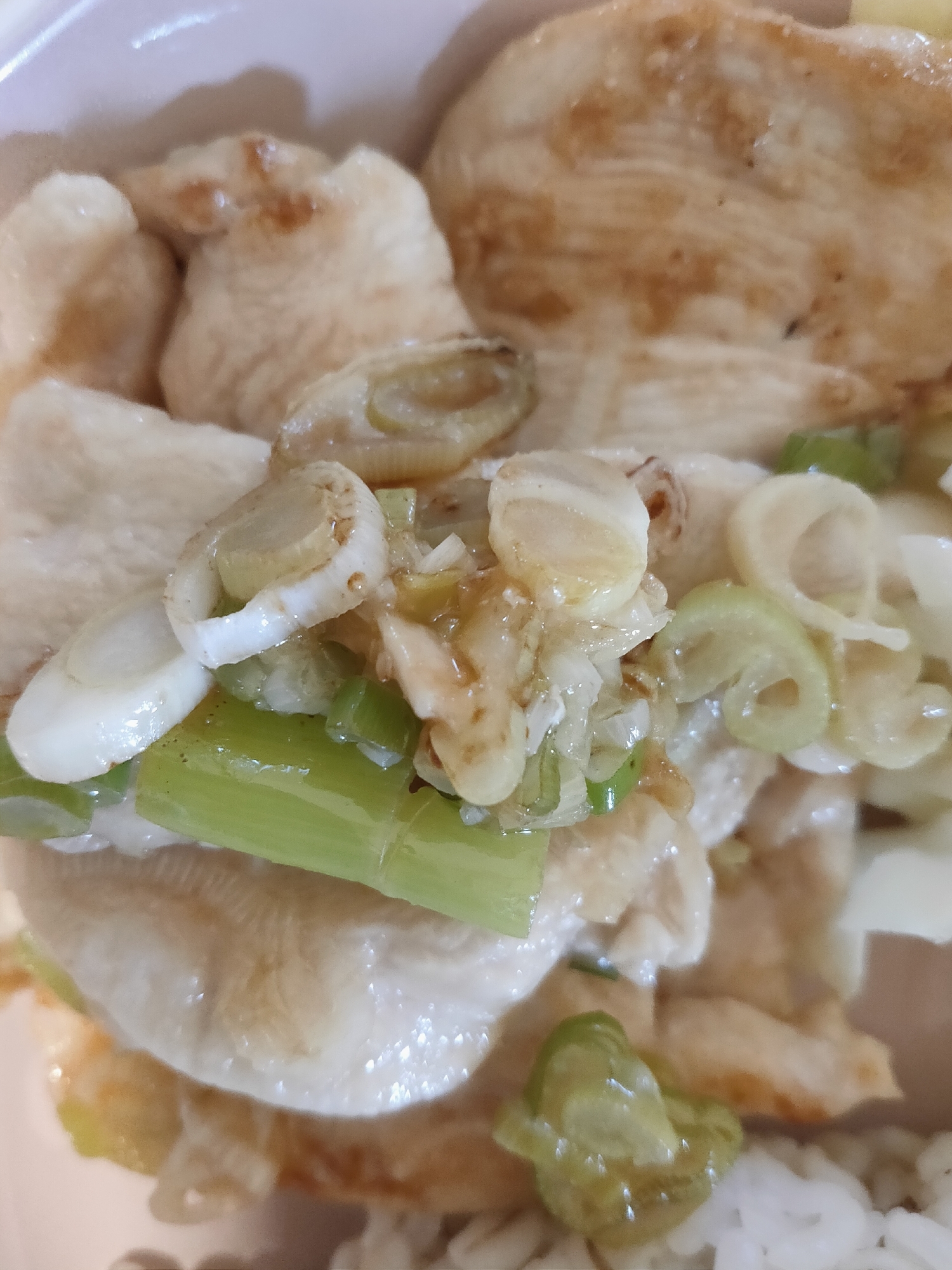 鶏胸肉のネギ塩レモン