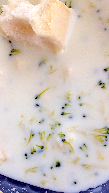 離乳食☆ブロッコリーと豆腐入りのミルクスープ