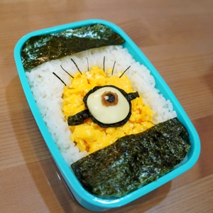 キャラ弁 ミニオンのり弁 レシピ 作り方 By まるこもどき 楽天レシピ キャラ弁 ミニオンのり弁 レシピ 作り方 By まるこもどき 楽天レシピ