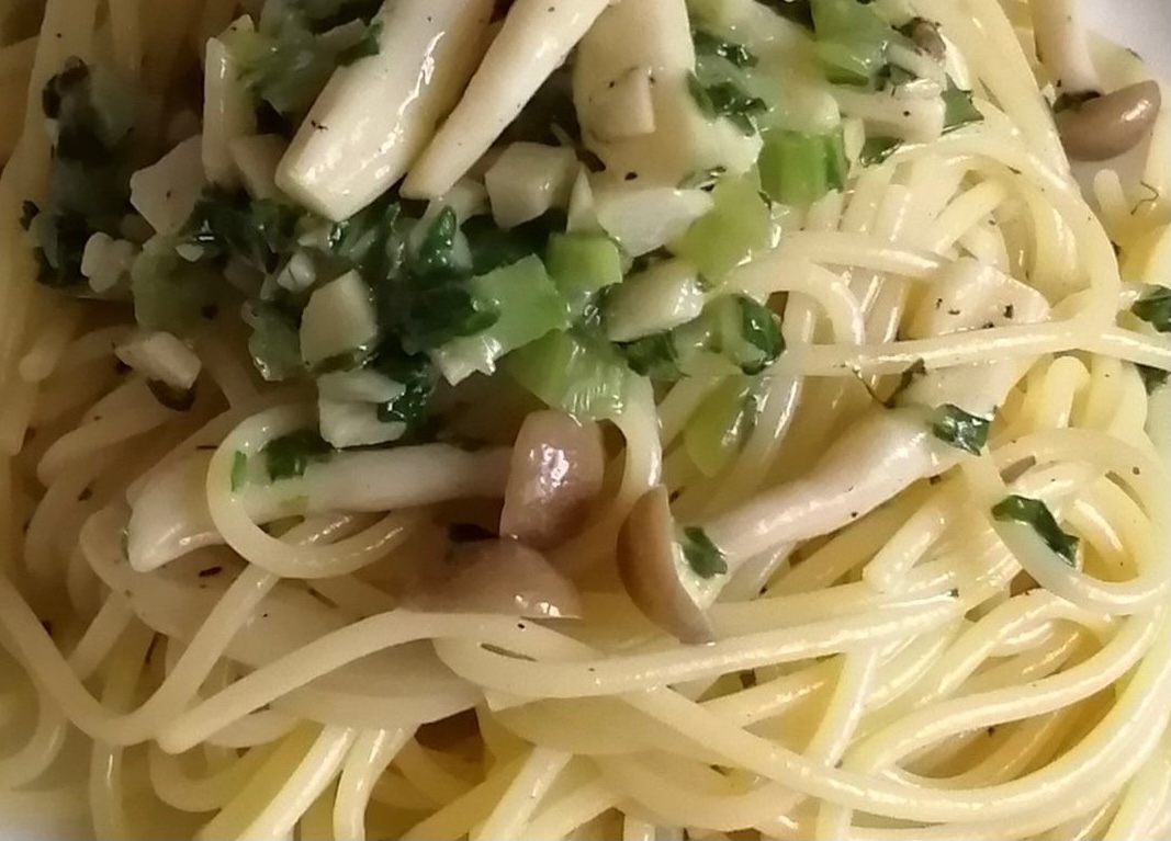 シメジと野沢菜パスタ