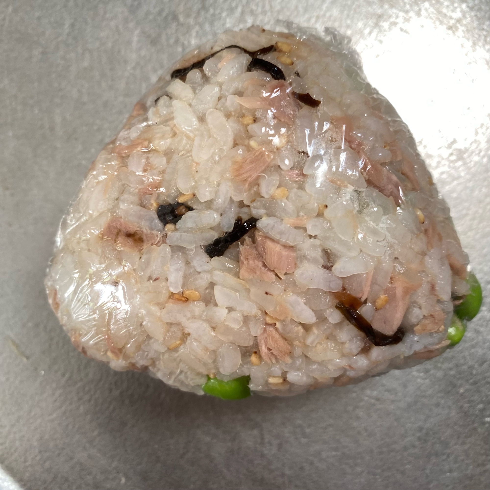 ツナと塩昆布のおにぎり☆