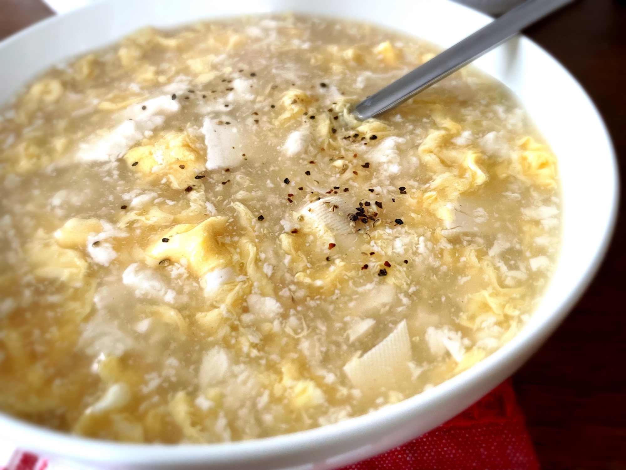 くずし豆腐と卵のスープ